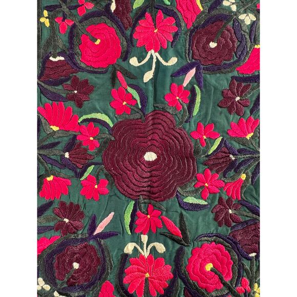 Silk Suzani Hand Embroidered Tapestry Uzbek Tribal Wall Hanging 20th Century - Picture 3 of 15